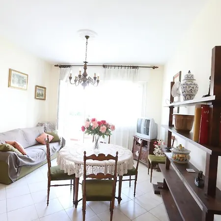 L'ibisco Di Fiorella Apartmán *