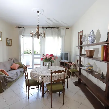 L'ibisco Di Fiorella Apartmán Viareggio
